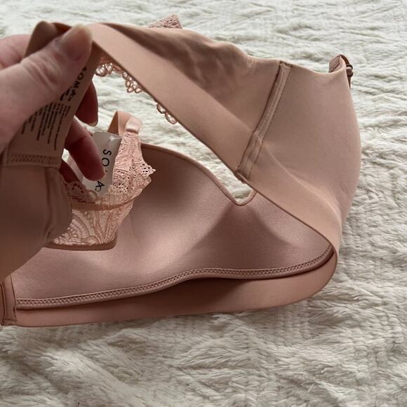 Soma English Luxe Wireless Bra With Lace Back in Hush - Picture 7 of 8